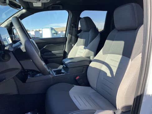 Used 2025 Toyota Tacoma TRD Off-Road image 13