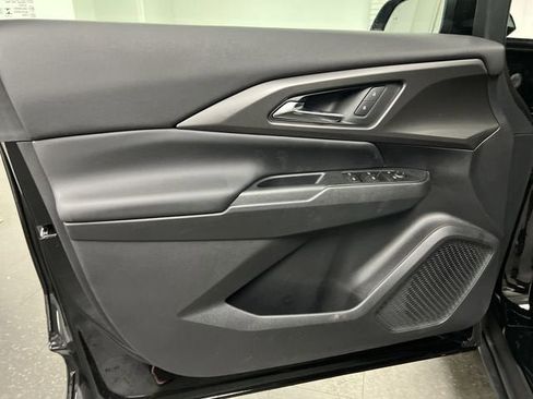 New 2026 Chevrolet Equinox EV LT image 21