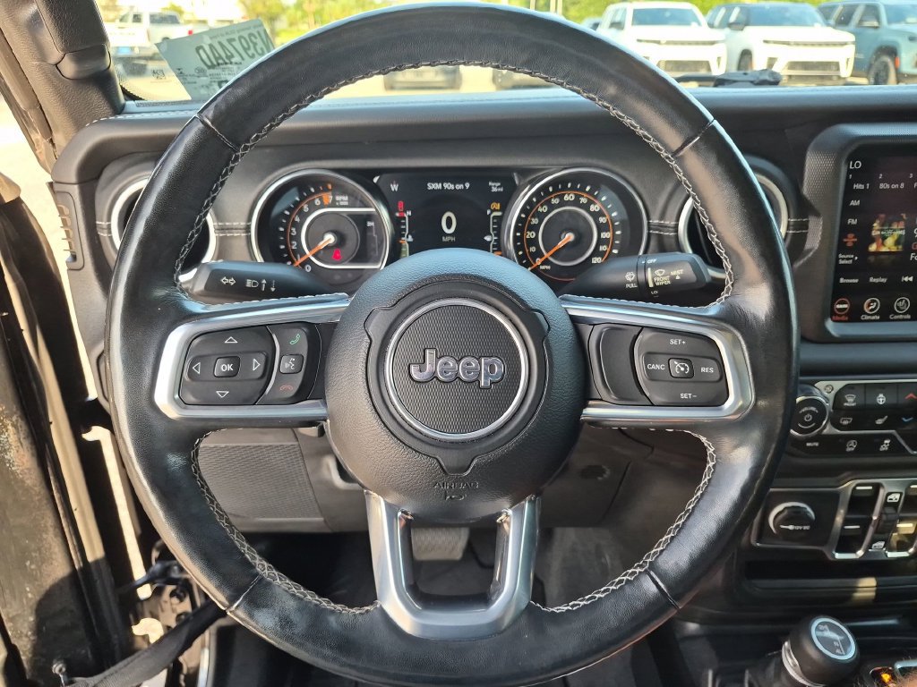 Used 2021 Jeep Gladiator Overland w/ Popular Equipment Package AWD/4WD image 15