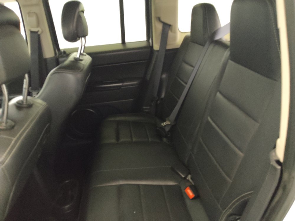 Used 2015 Jeep Patriot High Altitude AWD/4WD image 18