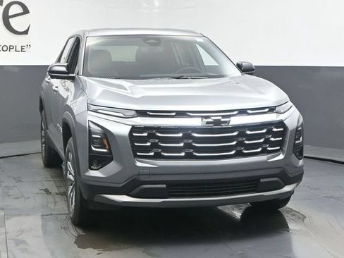 New 2026 Chevrolet Equinox LT w/ Convenience Package II FWD image 29