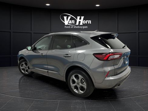 Used 2024 Ford Escape ST-Line w/ Tech Pack #1 AWD/4WD image 5