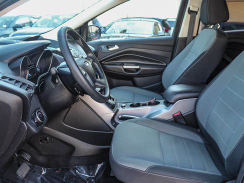 Used 2016 Ford Escape SE w/ SE Cold Weather Package image 17