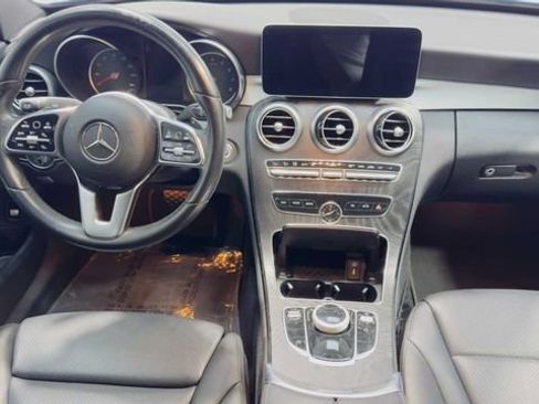 Used 2019 Mercedes-Benz C 300 Sedan image 17