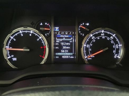 Used 2023 Toyota 4Runner TRD Off-Road Premium w/ Moonroof Package AWD/4WD image 22