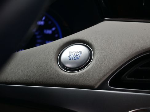 Used 2022 Hyundai Palisade SEL w/ 8P Bench Seat Package image 23