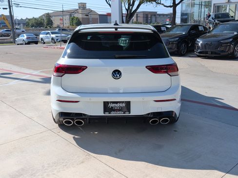 Used 2024 Volkswagen Golf R AWD/4WD image 9