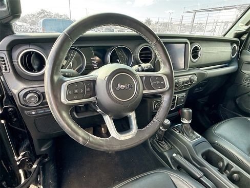 Used 2023 Jeep Wrangler Unlimited Sahara w/ Cold Weather Group image 10