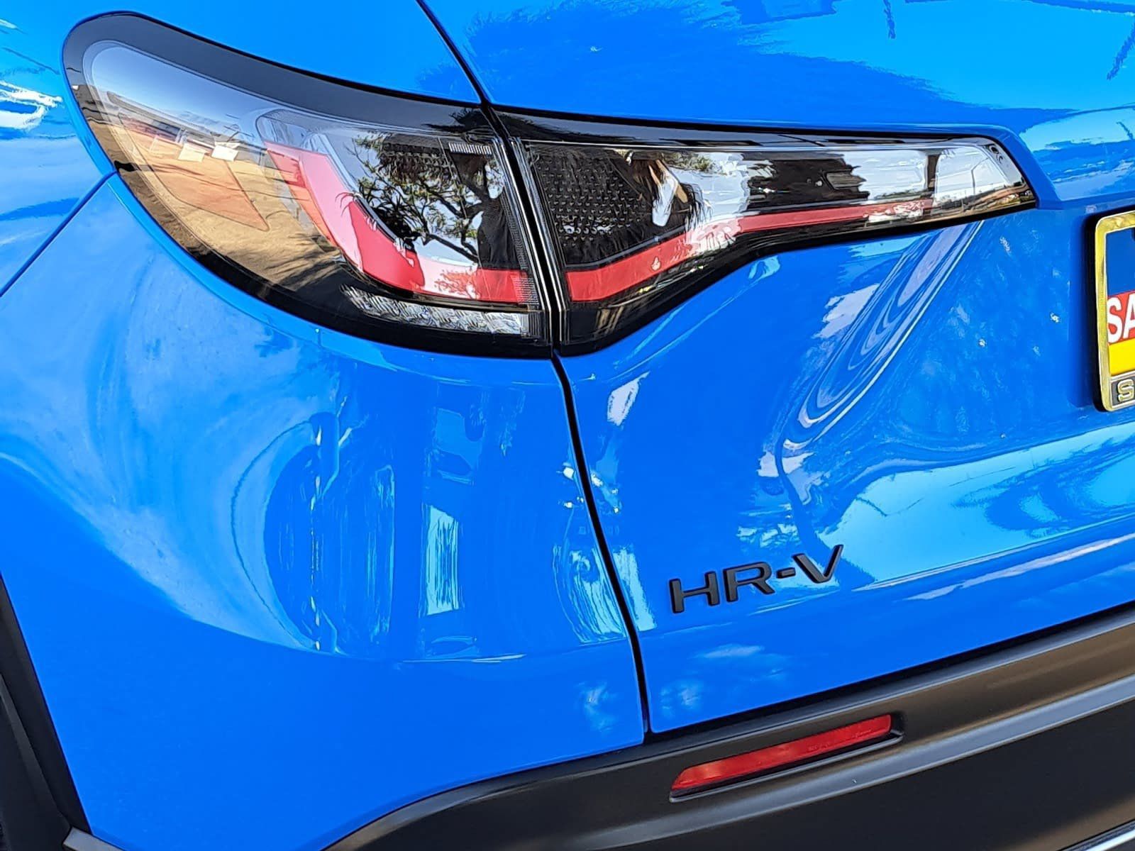 Used 2027 Honda HR-V Sport image 34