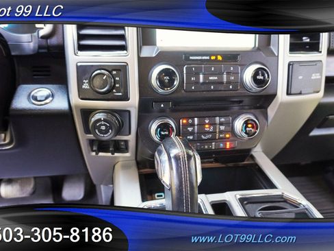 Used 2018 Ford F150 Lariat w/ Equipment Group 501A Mid AWD/4WD image 24