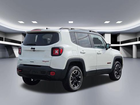 Used 2023 Jeep Renegade Trailhawk image 6