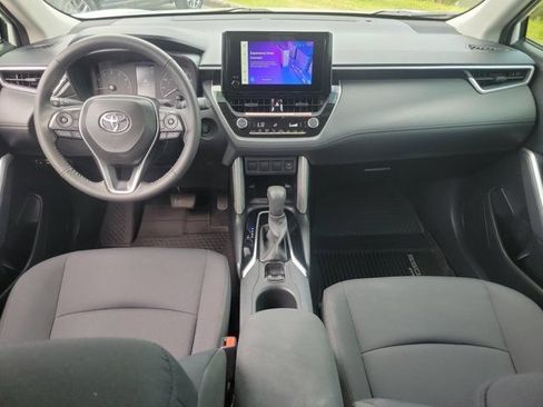 Used 2024 Toyota Corolla Cross LE FWD image 24