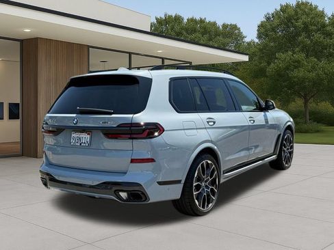 Used 2026 BMW X7 xDrive40i w/ M Sport Package AWD/4WD image 7