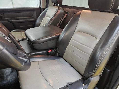 Used 2012 RAM 1500 ST RWD image 16