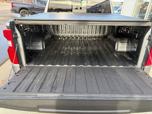 Used 2021 Chevrolet Silverado 1500 LT w/ Convenience Package II image 19