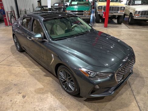 Used 2019 Genesis G70 3.3T Design AWD/4WD image 14
