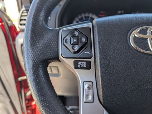 Used 2017 Toyota 4Runner SR5 Premium image 29