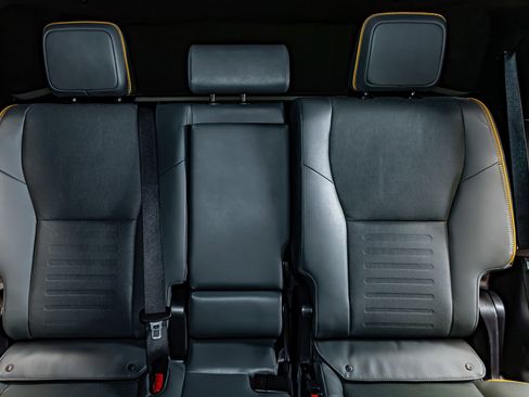 Used 2025 Toyota 4Runner Trailhunter image 24