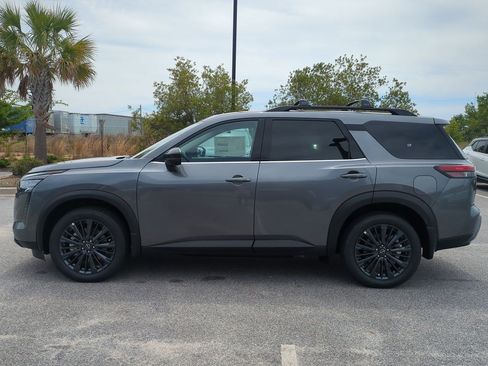 New 2026 Nissan Pathfinder SL w/ SL Premium Package FWD image 7