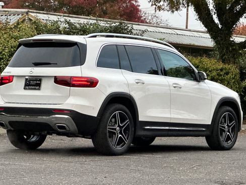 New 2026 Mercedes-Benz GLB 250 image 3