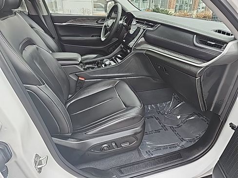 Certified 2023 Jeep Grand Cherokee L Limited image 25