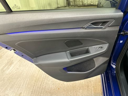 Used 2024 Volkswagen Golf R image 28