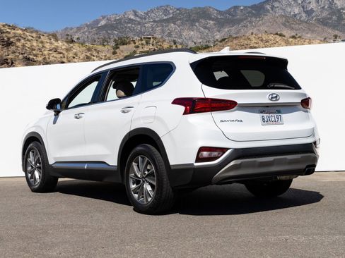 Used 2019 Hyundai Santa Fe Limited FWD image 3