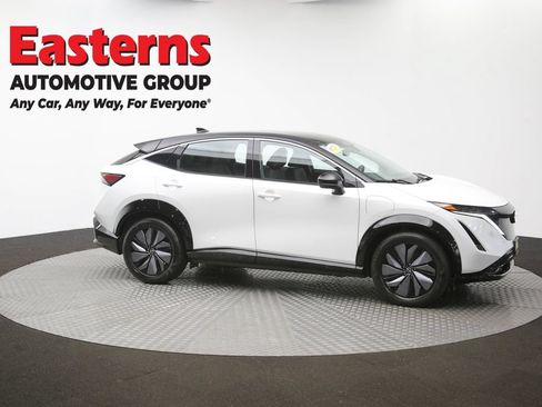 Used 2023 Nissan Ariya FWD image 40