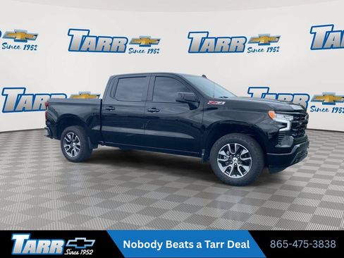 Used 2022 Chevrolet Silverado 1500 RST AWD/4WD image 2