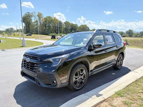 Used 2024 Subaru Ascent Onyx Edition AWD/4WD image 3