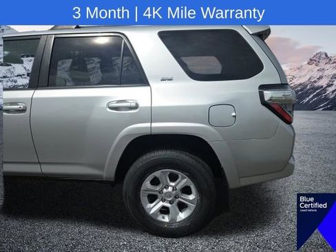 Used 2021 Toyota 4Runner SR5 AWD/4WD image 18