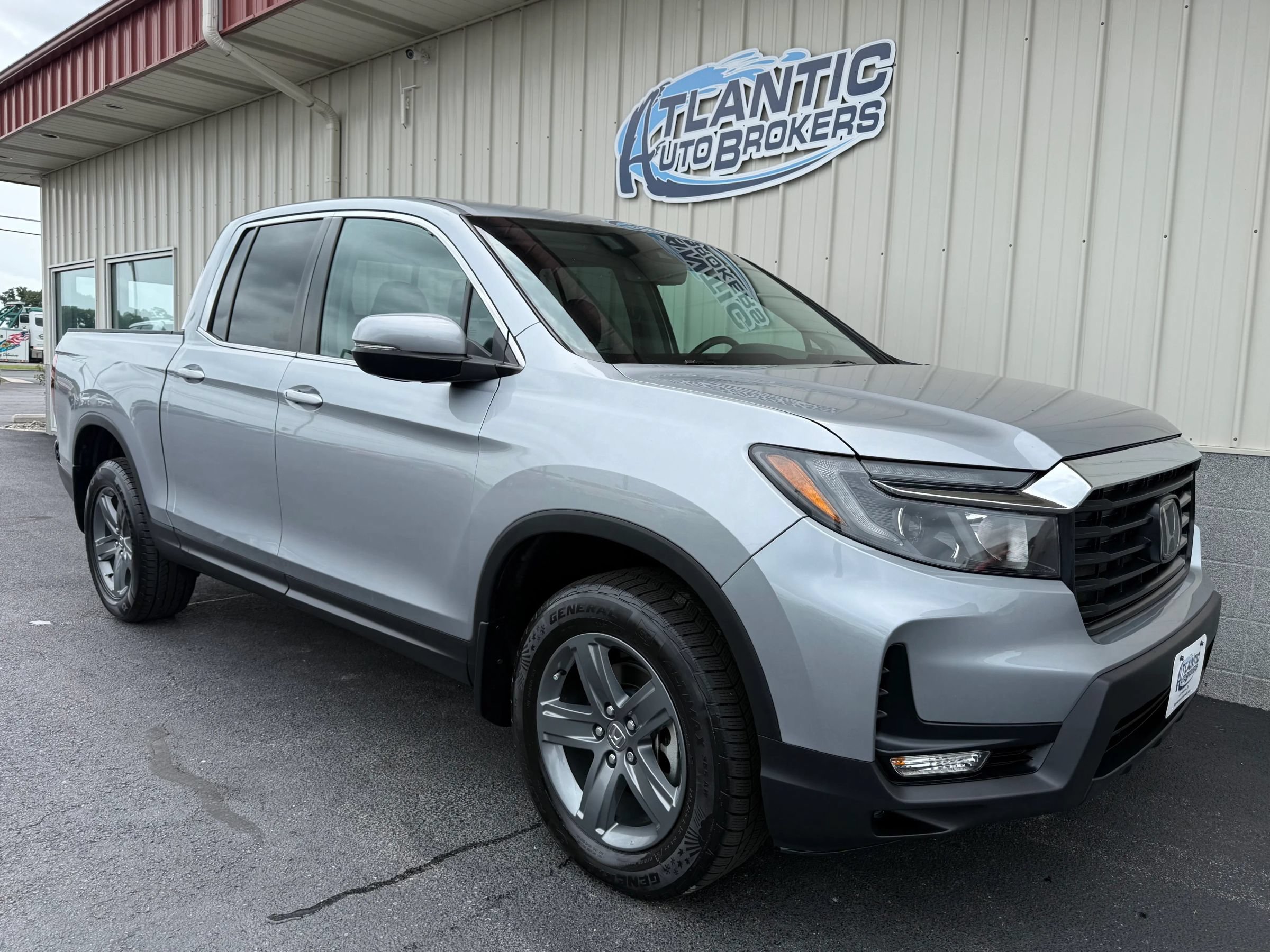 Used 2023 Honda Ridgeline RTL image 4