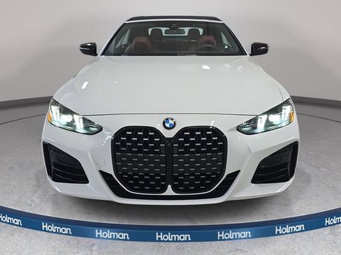 Certified 2025 BMW 430i Convertible w/ M Sport Package RWD image 2