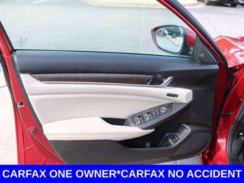 Used 2020 Honda Accord Touring image 15