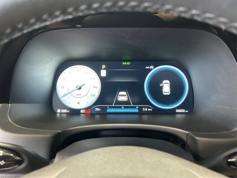 Used 2025 Hyundai Palisade Limited FWD image 16