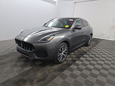 Used 2023 Maserati Grecale Modena AWD/4WD image 1