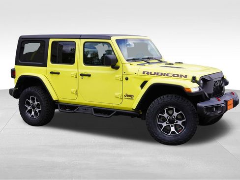 Used 2022 Jeep Wrangler Unlimited Rubicon AWD/4WD image 2