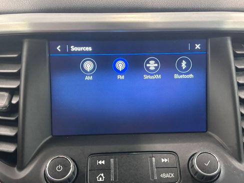 Used 2020 GMC Acadia SLT w/ Driver Alert Package II FWD image 45