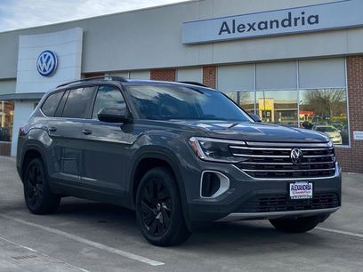 Used 2025 Volkswagen Atlas SE