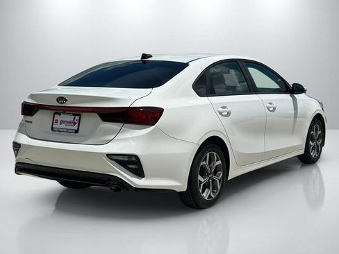 Used 2020 Kia Forte LXS FWD image 5