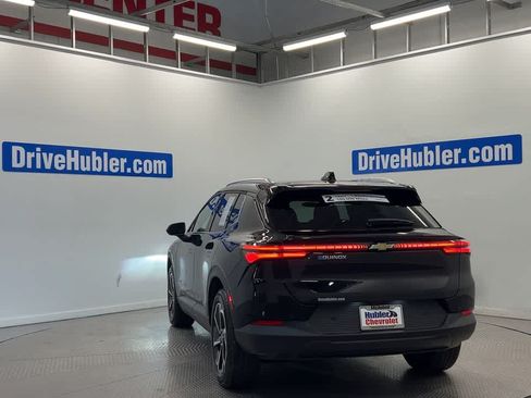 Used 2026 Chevrolet Equinox EV LT FWD image 9