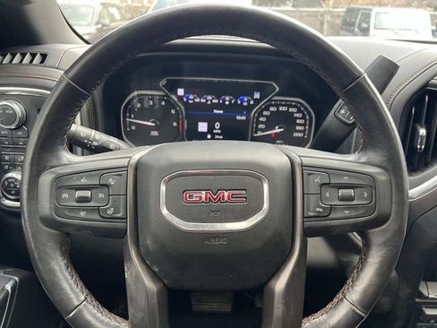 Used 2022 GMC Sierra 1500 AT4 w/ AT4 Premium Package image 15