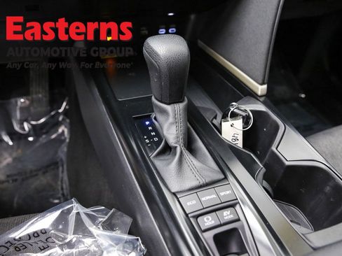 Used 2025 Toyota Camry LE FWD image 13