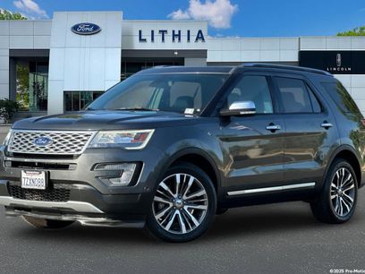 Used 2017 Ford Explorer Platinum