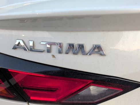 Used 2021 Nissan Altima 2.5 SR image 10