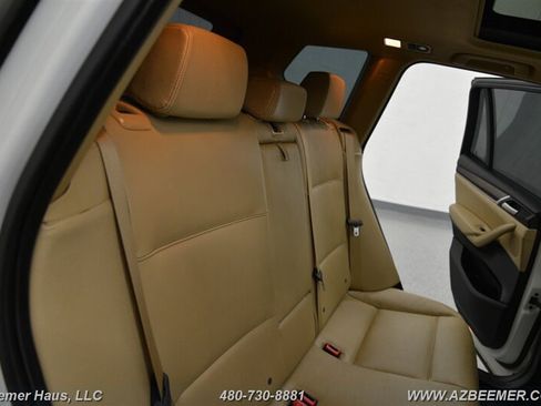 Used 2017 BMW X3 sDrive28i image 23