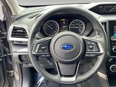 Used 2020 Subaru Forester Premium image 12