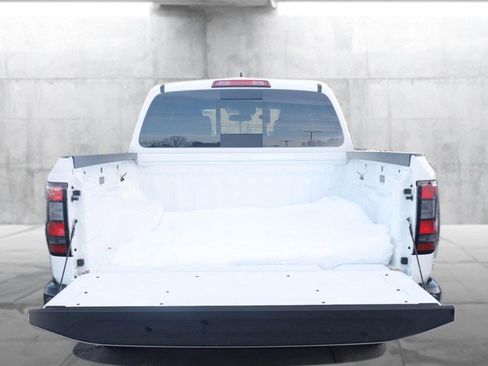 New 2026 Nissan Frontier S image 7