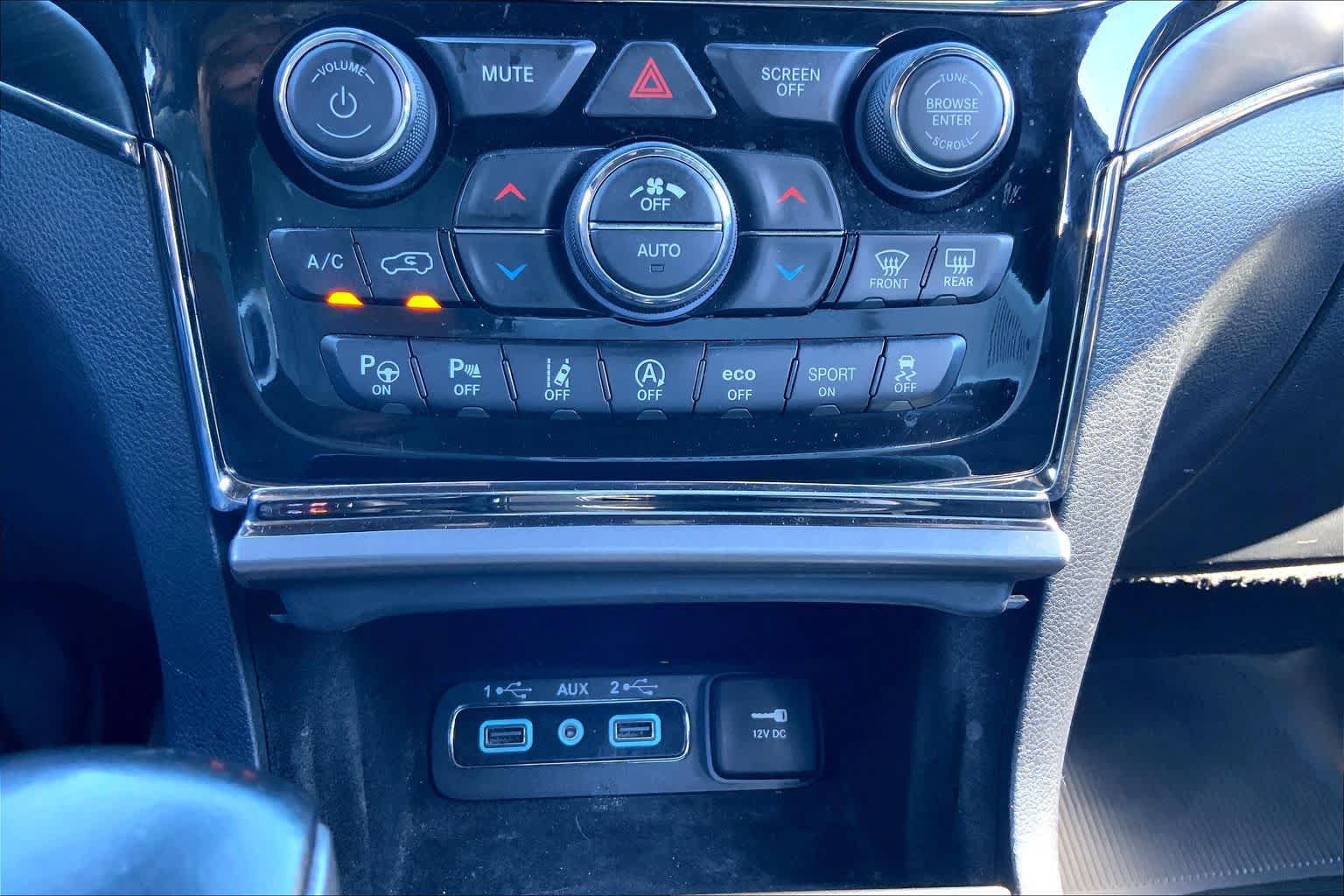 Used 2020 Jeep Grand Cherokee Limited X AWD/4WD image 34