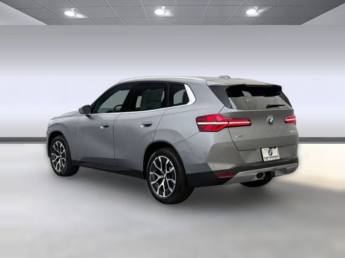 New 2026 BMW X3 xDrive30 w/ Premium Package image 3